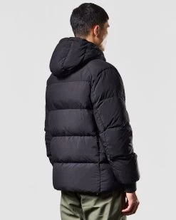 Weekend Offender Amsterdam Down Jacket Black -Fashion sportswear JKAW2313 AMSTERDAM BLACK 1428 MODEL