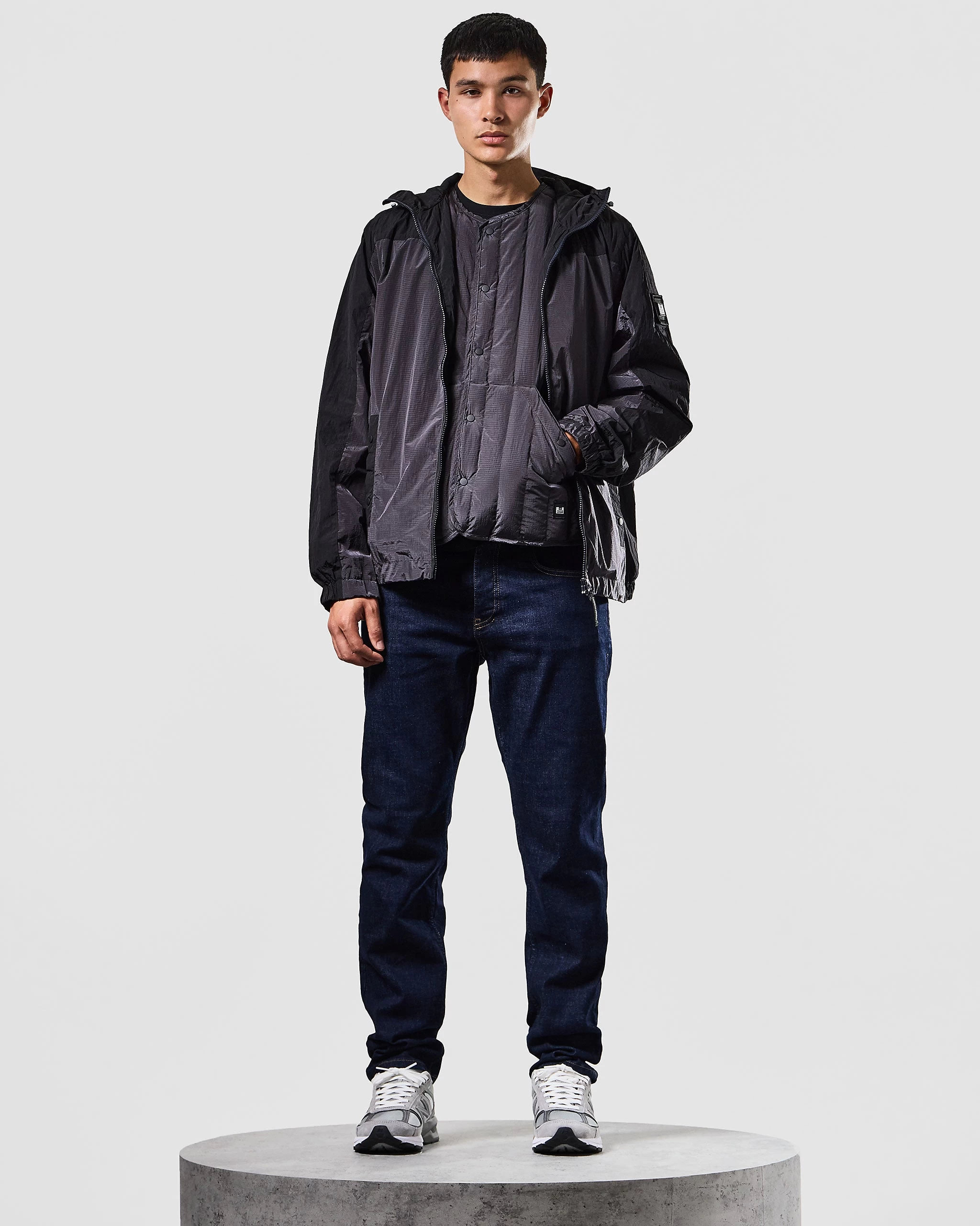 Weekend Offender Fitzpatrick Gilet Liner Greystone 4 Weekend Offender Fitzpatrick Gilet Liner Greystone - Image 4