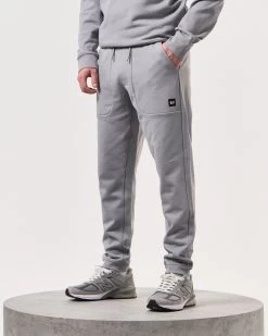 Weekend Offender Rebolledo Jogger Pants Smokey Grey -Fashion sportswear JPSS2405 REBOLLEDO SMOKEY 6009 MODEL