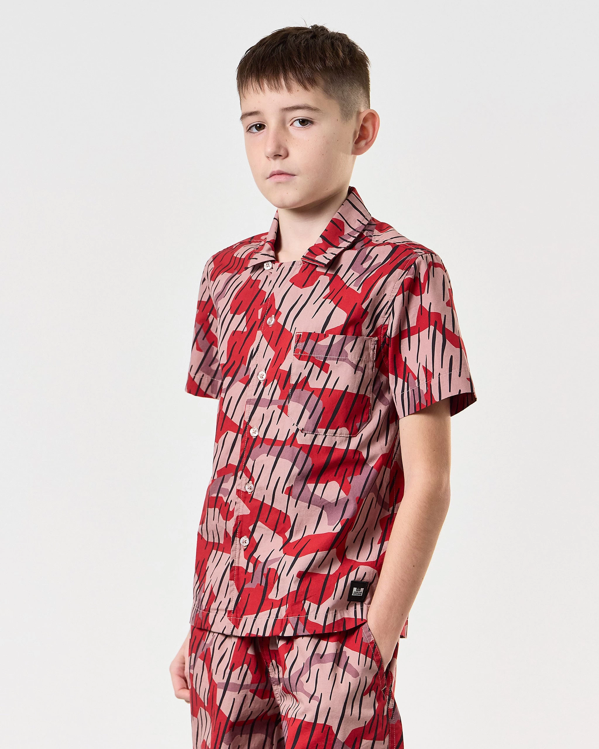 Weekend Offender Kids Monuriki Camo Shirt Blaze Red Rain Camo 3 Weekend Offender Kids Monuriki Camo Shirt Blaze Red Rain Camo - Image 3
