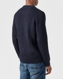 Weekend Offender Couto Knitted Sweater Navy -Fashion sportswear KWAW2307 COUTO NAVY 0044 MODEL