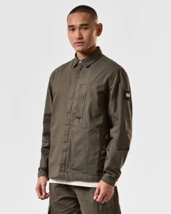Weekend Offender Porter Over-Shirt Castle Green -Fashion sportswear OSSS2409 PORTER CASTLE GREEN 3923 MODEL