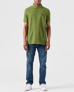 Weekend Offender Caneiros Polo Shirt Seaweed Green -Fashion sportswear POAW2301 CANIEROS SEAWEED 0175 MODEL