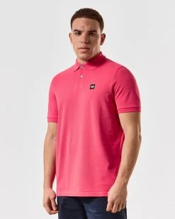 Weekend Offender Caneiros Polo Shirt Anthurium Pink -Fashion sportswear POSS2401 CANEIROS ANTHURIUM 5454 MODEL