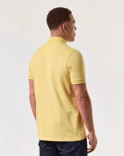 Weekend Offender Caneiros Polo Shirt Butter Yellow -Fashion sportswear POSS2401 CANEIROS BUTTER 5035 MODEL