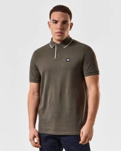 Weekend Offender Astola Polo Shirt Castle Green -Fashion sportswear POSS2402 ASTOLA CASTLE GREEN 5048 MODEL