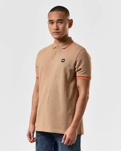 Weekend Offender Levanto Polo Shirt Cognac Brown/Pure Orange -Fashion sportswear POSS2408 LEVANTO COGNAC PURE ORANGE 3938 MODEL