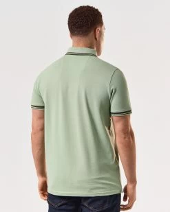 Weekend Offender Levanto Polo Shirt Pale Moss Green/Castle Green -Fashion sportswear POSS2408 LEVANTO PALE MOSS 4996 MODEL