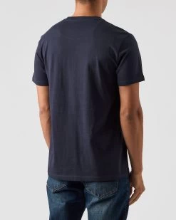 Weekend Offender Ronnie Graphic T-Shirt Navy -Fashion sportswear PTAW2302 RONNIE NAVY 0344 MODEL