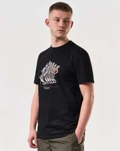 Weekend Offender Madness Graphic T-Shirt Black 8 Weekend Offender Madness Graphic T-Shirt Black -Fashion sportswear PTSS2405 MADNESS BLACK 6404 MODEL