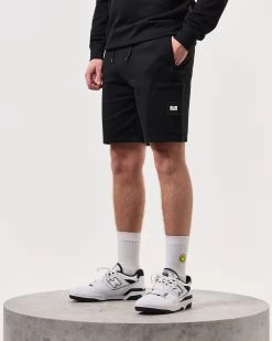 Weekend Offender Hawkins Jogger Shorts Black 9 Weekend Offender Hawkins Jogger Shorts Black -Fashion sportswear STSS2401 HAWKINS BLACK 6350 MODEL