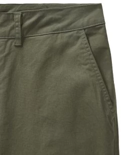 Weekend Offender Ivan Chino Shorts Castle Green 12 Weekend Offender Ivan Chino Shorts Castle Green -Fashion sportswear STSS2403 IVAN CASTLE GREEN 9410