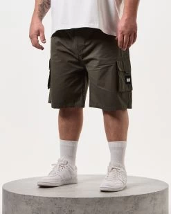 Weekend Offender Mascia Cargo Shorts Castle Green - Plus Size -Fashion sportswear STSS2404X MASCIA DARK GREEN 8094 PLUS