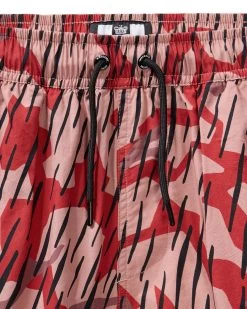 Weekend Offender Kids Anzio Shorts Blaze Red Rain Camo -Fashion sportswear STSS2415 ANZIO CAMO BLAZE 9861 1fa6d83d 5a21 4135 a530 6f471da17171