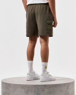 Weekend Offender Caleta Shorts Castle Green -Fashion sportswear STSS2422 CALETA CASTLE GREEN 4240 MODEL