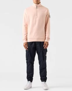 Weekend Offender Kraviz Quarter Zip Sweatshirt Peachy -Fashion sportswear SWAW2314 KRAVIS PEACHY 0653 MODEL