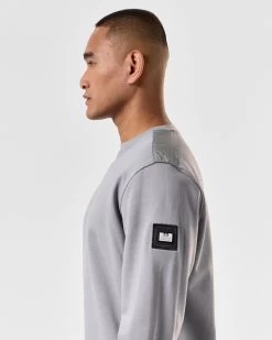 Weekend Offender F Bomb Sweatshirt Smokey Grey -Fashion sportswear SWSS2401 F BOMB SMOKEY 3739 MODEL