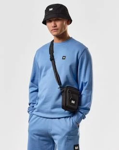 Weekend Offender Ferrer Sweatshirt Coastal Blue -Fashion sportswear SWSS2402 FERRER COASTAL 4375 MODEL
