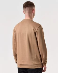 Weekend Offender Vega Sweatshirt Cognac Brown -Fashion sportswear SWSS2404 VEGA COGNAC 6338 MODEL