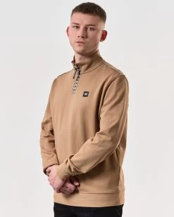 Weekend Offender Matisa Quarter Zip Sweatshirt Cognac Brown -Fashion sportswear SWSS2405 MATISA COGNAC 6301 MODEL