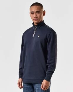 Weekend Offender Matisa Quarter Zip Sweatshirt Navy -Fashion sportswear SWSS2405 MATISA NAVY 4431 MODEL