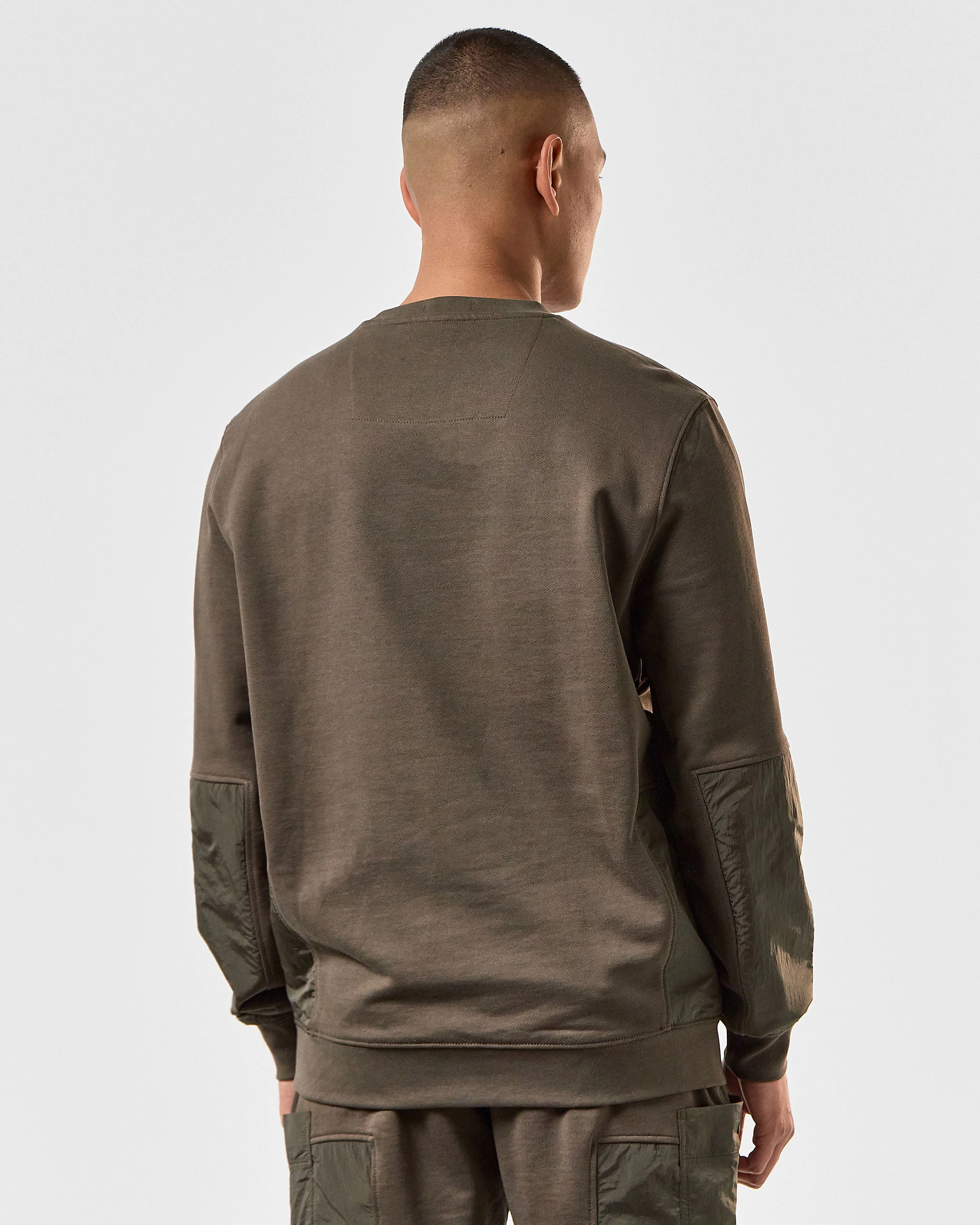 Weekend Offender Sirenko Pocket Sweatshirt Castle Green 4 Weekend Offender Sirenko Pocket Sweatshirt Castle Green - Image 4