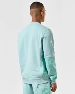 Weekend Offender Sirenko Pocket Sweatshirt Celeste Green -Fashion sportswear SWSS2410 SIRENKO CELESTE 4178 MODEL