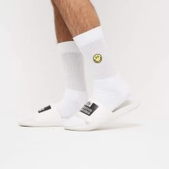 Weekend Offender La Piscine Sliders White -Fashion sportswear Socks Smiley Face Model 3