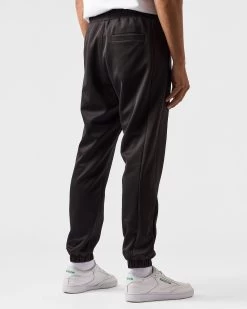 Weekend Offender Rampa Tricot Cuffed Pants Black 10 Weekend Offender Rampa Tricot Cuffed Pants Black -Fashion sportswear TBAW2301 RAMPA BLACK 0245 MODEL