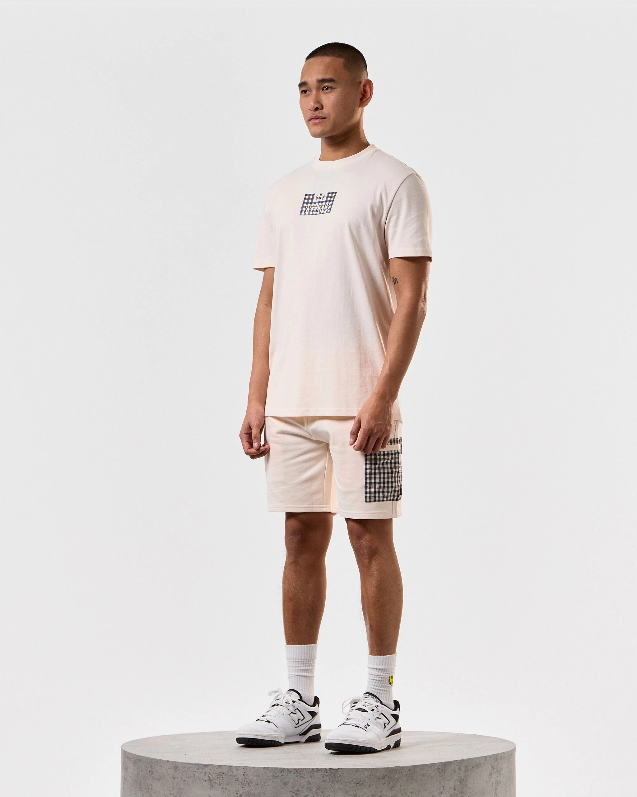 Weekend Offender Dygas T-Shirt Alabaster 2 Weekend Offender Dygas T-Shirt Alabaster - Image 2
