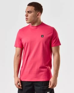 Weekend Offender Cannon Beach T-Shirt Anthurium Pink -Fashion sportswear TSSS2401 CANNON BEACH ANTHURIUM 5252 MODEL
