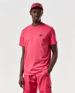 Weekend Offender Garcia T-Shirt Anthurium Pink 9 Weekend Offender Garcia T-Shirt Anthurium Pink -Fashion sportswear TSSS2403 GARCIA ANTHURIUM 6526