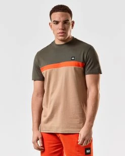 Weekend Offender Murvica T-Shirt Castle Green -Fashion sportswear TSSS2412 MURVICA CASTLE GREEN 4804 MODEL