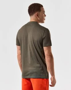 Weekend Offender Murvica T-Shirt Castle Green -Fashion sportswear TSSS2412 MURVICA CASTLE GREEN 4806 MODEL
