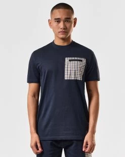 Weekend Offender Gorman Pocket T-Shirt Navy -Fashion sportswear TSSS2416 GORMAN NAVY 4390 MODEL