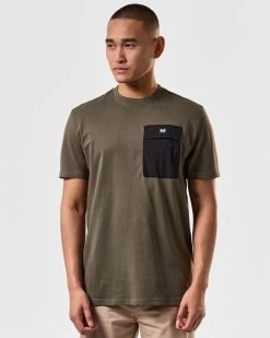 Weekend Offender Stiniva T-Shirt Castle Green -Fashion sportswear TSSS2419 STINIVA CASTLE GREEN 4632 MODEL