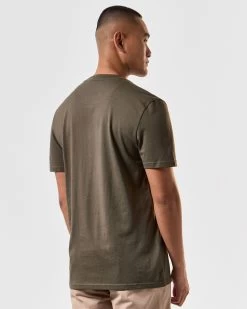 Weekend Offender Stiniva T-Shirt Castle Green -Fashion sportswear TSSS2419 STINIVA CASTLE GREEN 4634 MODEL