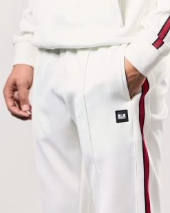 Weekend Offender Djoko Taped Track Pants Winter White 13 Weekend Offender Djoko Taped Track Pants Winter White -Fashion sportswear TTAW2304 PAWSA WINTER WHITE 1222 MODEL