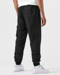Weekend Offender Rocha Pants Black -Fashion sportswear WPAW23006 ROCHA BLACK 0016 MODEL