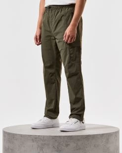 Weekend Offender Tulum Combat Pants Castle Green -Fashion sportswear WPSS2404 TULUM CASTLE GREEN 4248 MODEL